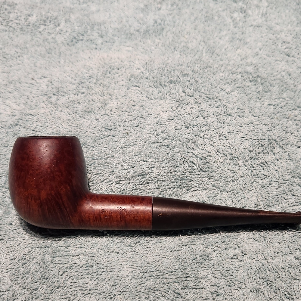 Golden Arrow #334 Vintage Elegant Brown Wooden Pipe
